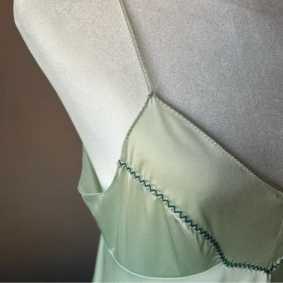 Vintage 70s Pale Green Vassarette Chevron Striped Nightgown - Picture 3 of 10